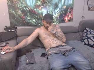 acampbells604 Live Webcam on CamSoda