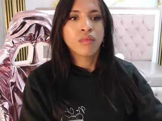 Clara-Evans-S's Live Sex Cam Show