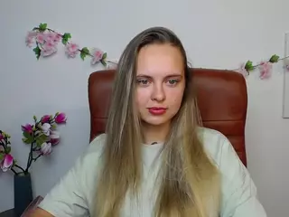 KhaleesiMoon's Live Sex Cam Show