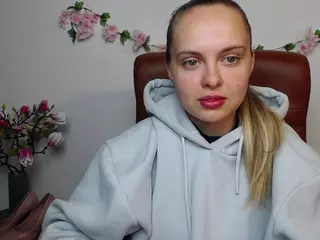 KhaleesiMoon's Live Sex Cam Show