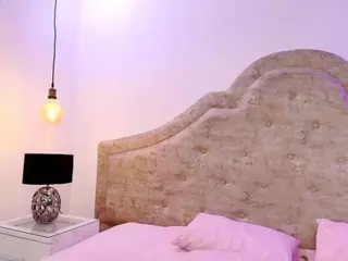 Scarletfox18's Live Sex Cam Show