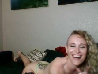 susieandlacey live cam profile