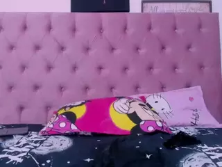 Aitana-star's Live Sex Cam Show