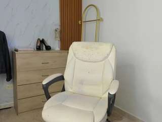  alejabelle chat room