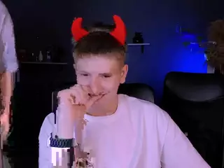 den-rich's Live Sex Cam Show
