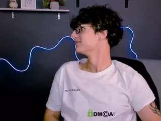 den-rich's Live Sex Cam Show