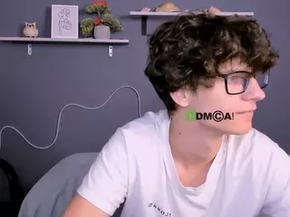 den-rich's Live Sex Cam Show