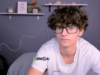 den-rich's Live Sex Cam Show