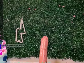 Dirty Girl Daisy's Live Sex Cam Show