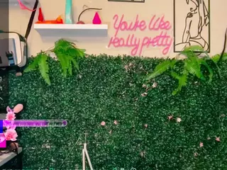 Dirty Girl Daisy's Live Sex Cam Show