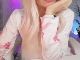 kris-kiskis Live Webcam on CamSoda