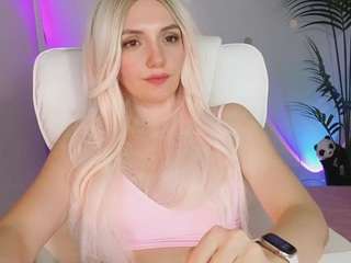 kris-kiskis Live Webcam on CamSoda