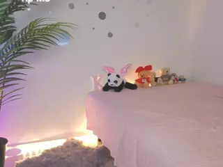 kris-kiskis's Live Sex Cam Show