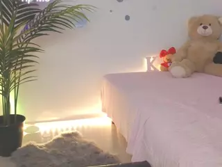 kris-kiskis's Live Sex Cam Show