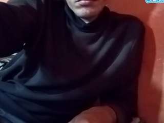 ulisesbanana from CamSoda