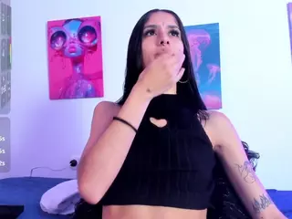 alana-111's Live Sex Cam Show