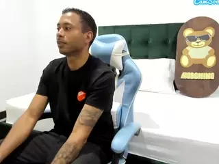chistianlara's Live Sex Cam Show