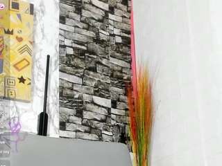 dayana-20cm - Live Cam