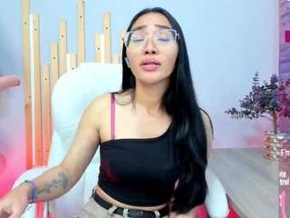  lucyyliiu chat room