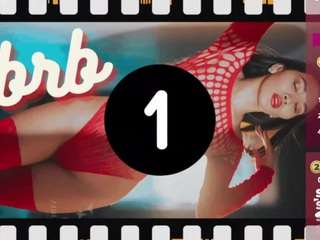 lucyyliiu webcam model