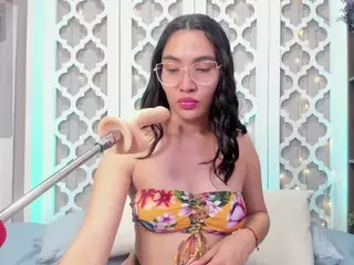 Lucy Liiu's Live Sex Cam Show