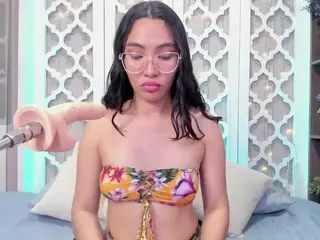 Lucy Liiu's Live Sex Cam Show