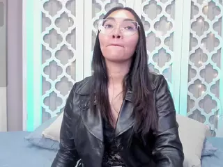 Lucy Liiu's Live Sex Cam Show