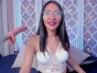 Lucy Liiu's Live Sex Cam Show
