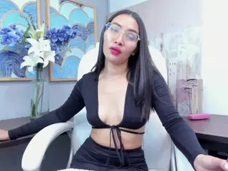 Lucy Liiu's Live Sex Cam Show