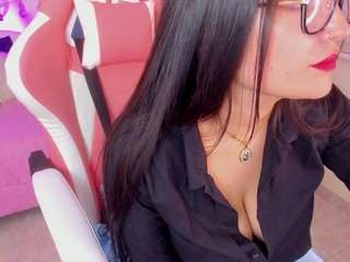 MayaAdams1