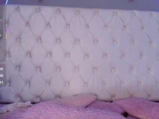 natashaa-black webcam