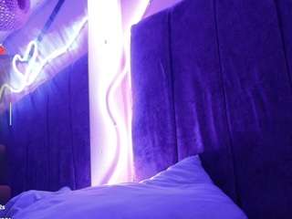 natashaa-black webcam