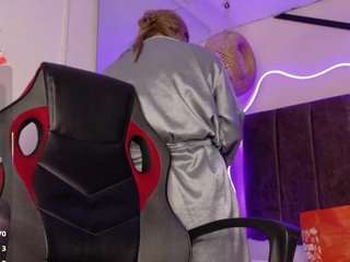 natashaa-black webcam