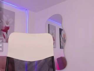 natashaa-black