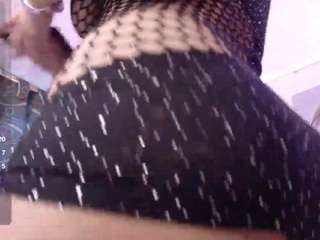 natashaa-black