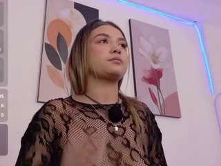 natashaa-black