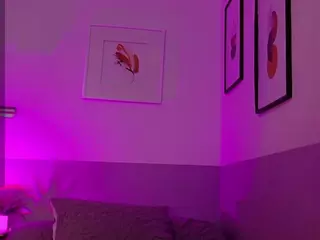 RedHotRaven's Live Sex Cam Show