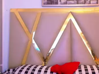 RedHotRaven's Live Sex Cam Show