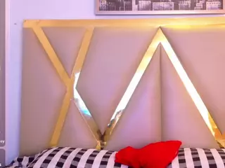 RedHotRaven's Live Sex Cam Show