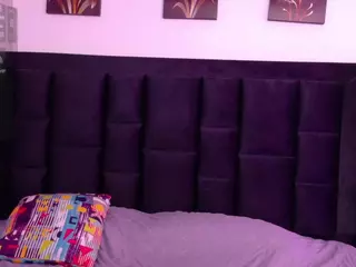 RedHotRaven's Live Sex Cam Show