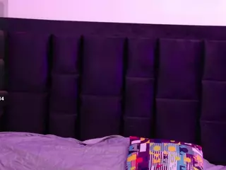RedHotRaven's Live Sex Cam Show