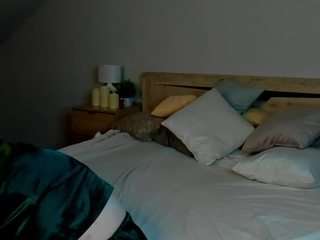 becky-bowman's CamSoda show and profile