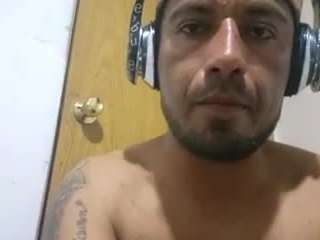 brandoncarlosa1's CamSoda show and profile