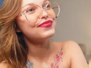 Elwyna's Live Sex Cam Show