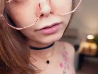 Elwyna's Live Sex Cam Show