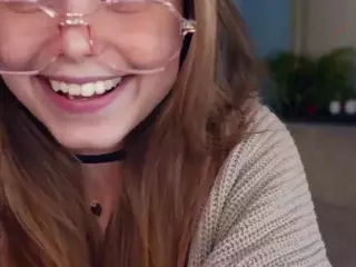 Elwyna's Live Sex Cam Show