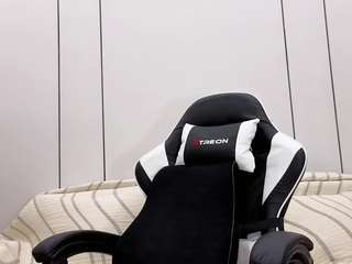 jennatyan Curvy live webcam