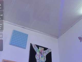 pretty-johnson webcam