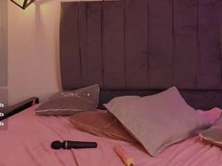 pretty-johnson live webcam show