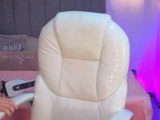 pretty-johnson